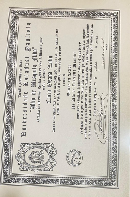 Diploma.jpeg