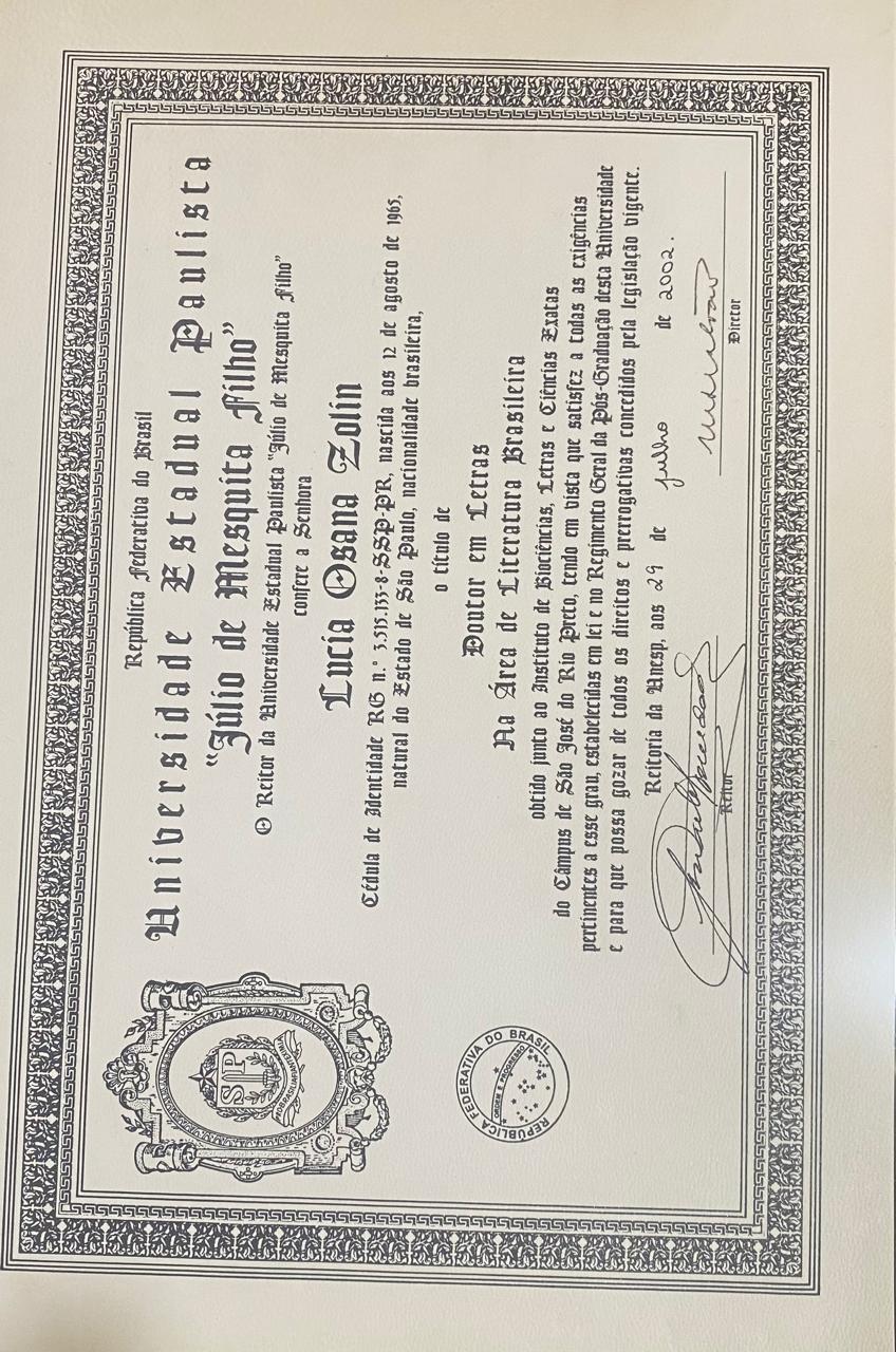 Diploma.jpeg